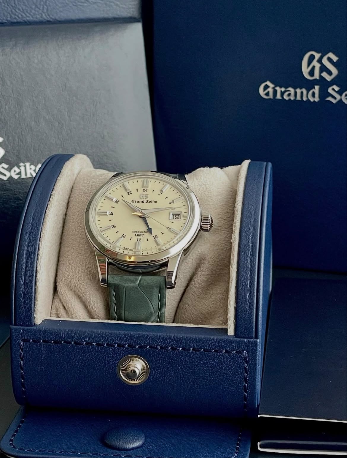 Grand SeikoElegance Collection GMT