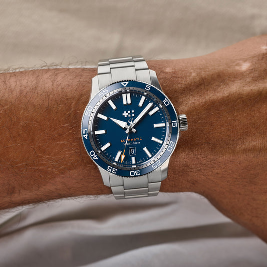 Christopher Ward C60 Trident Pro 300 - Azul