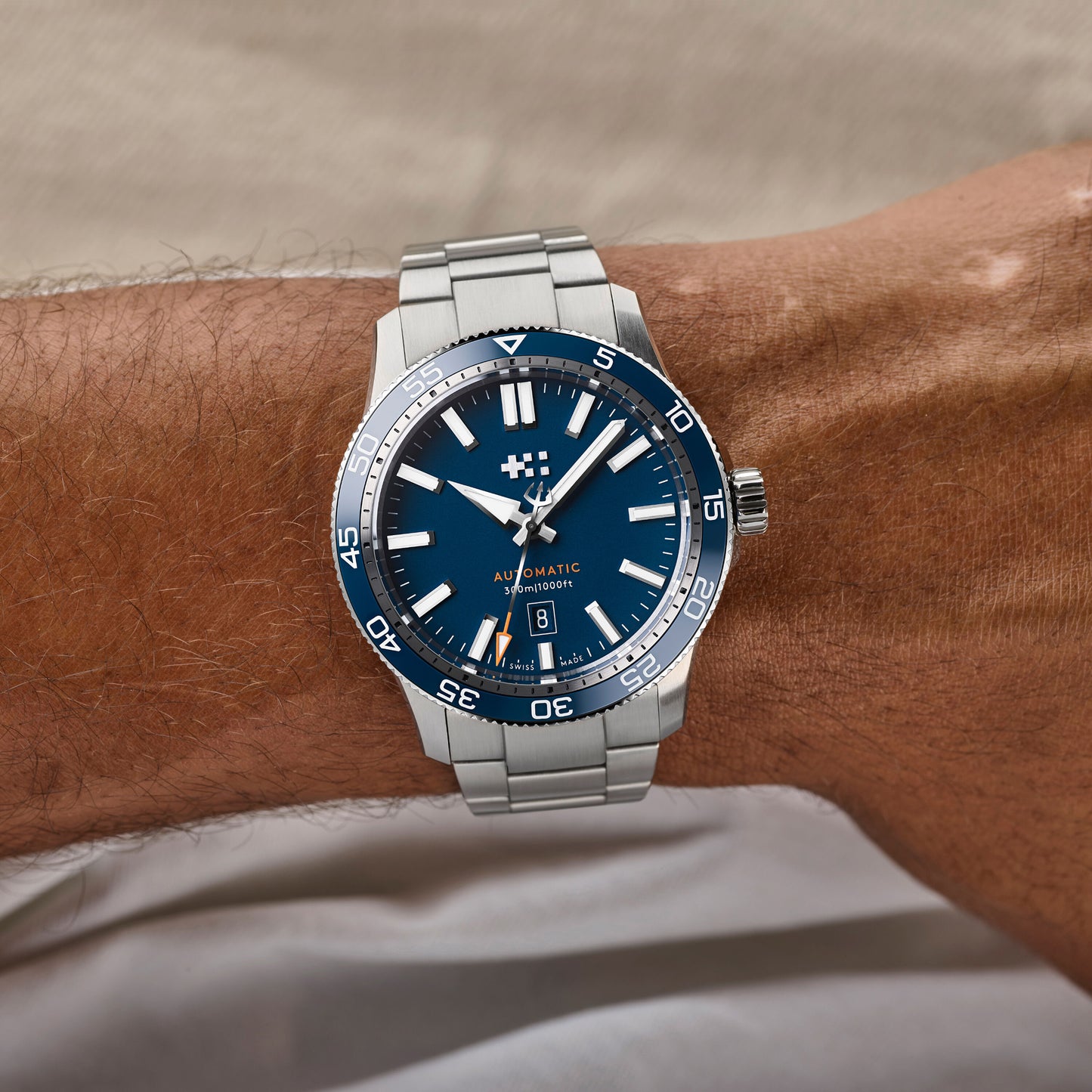 Christopher Ward C60 Trident Pro 300 - Azul